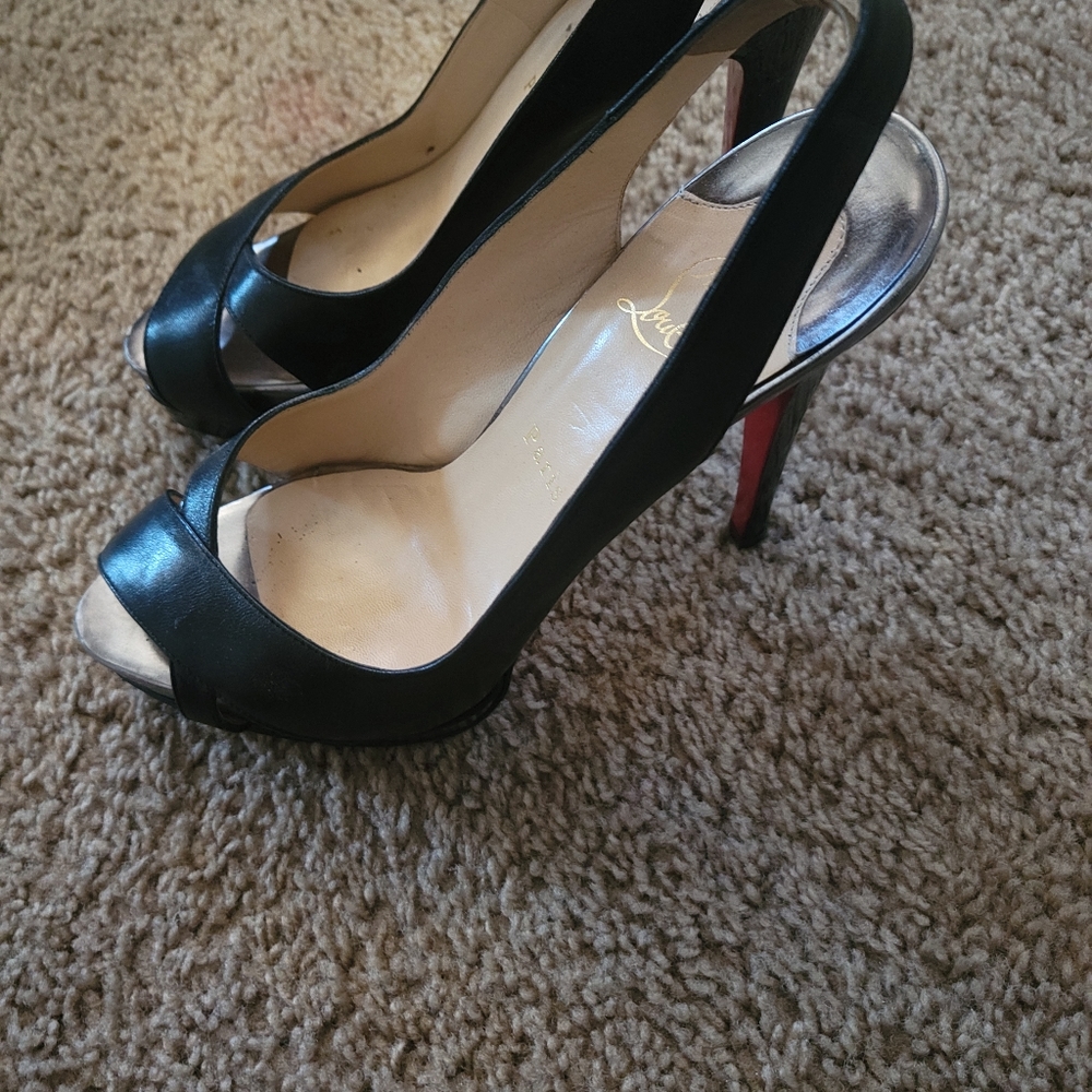 Athuntic Christian Louboutin shoes - Picture 4 of 7